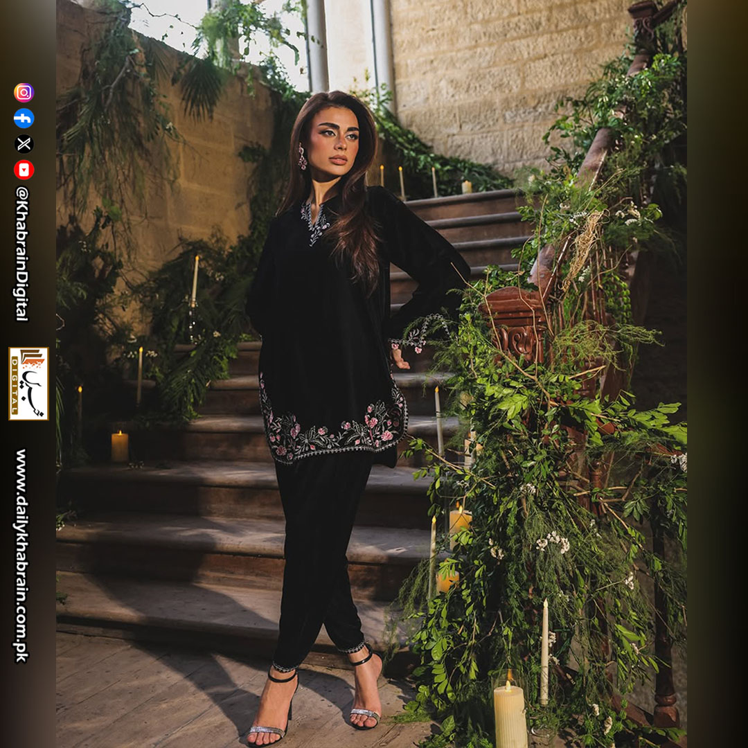 daily_khabrain's tweet photo. مشرقی حسن صدف کنول
#khabraindigital
#SadafKanwal #EasternLook #DesiStyle #EthnicFashion #TraditionalLook #PakistaniFashion #DesiGlam #FashionInspo https://t.co/Kg5oI7nxMD