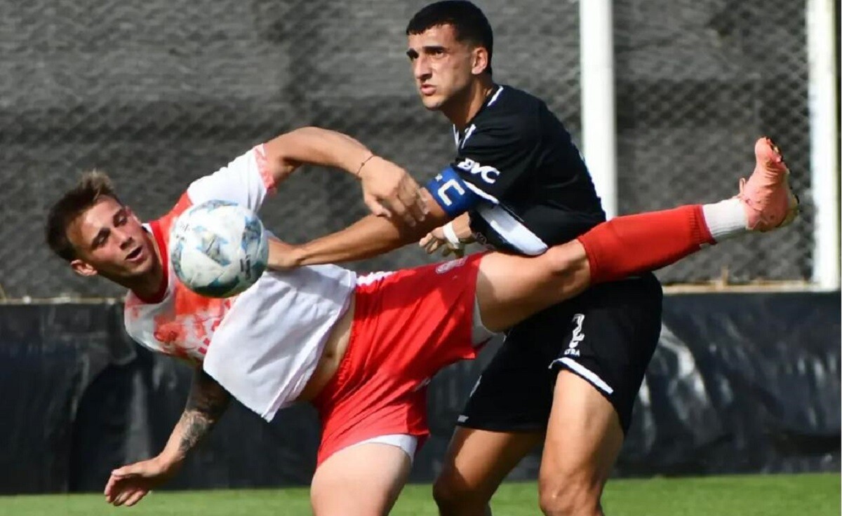 Huracán quiere ganar el Clausura y Liniers la final extra labrujula24.com/notas/2025/11/…