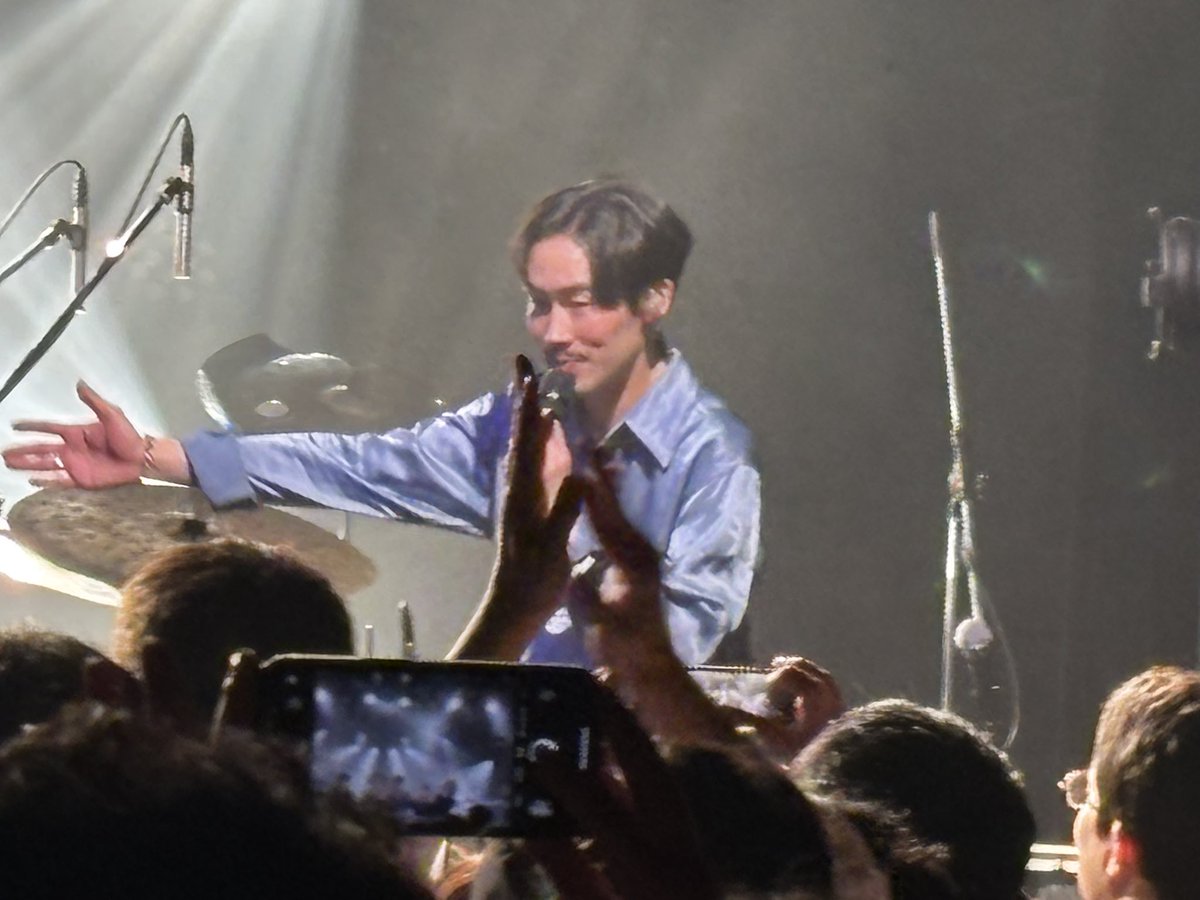 kyuusuke29's tweet image. 不覚ながらHOPEが北海道で作った曲だと知らなくて、ますます大好きになり、今回のアルバムのSOULを聴いた時にHOPEを初めて聴いた時と同じくらいの感動があって、ライブだと更に僕たちを包み込んでくれる温かさを感じて震えた。小樽の夜の太朗ちゃんの最高！#TENDRE