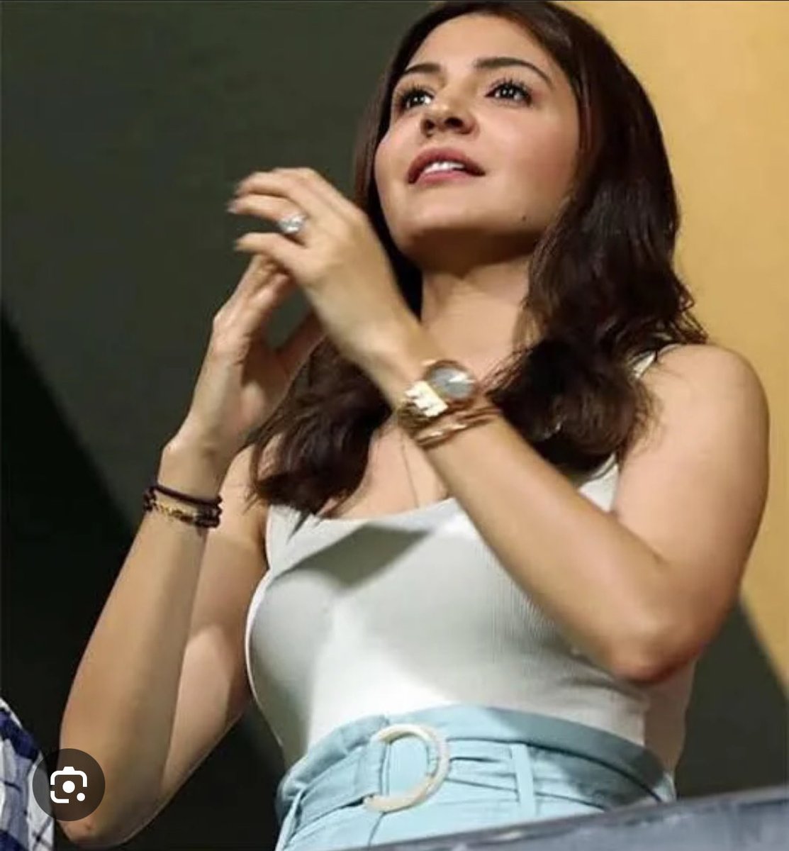 We should thanks anushka sharma for not coming in the stadium other wise she could be bad luck for Virat kohli