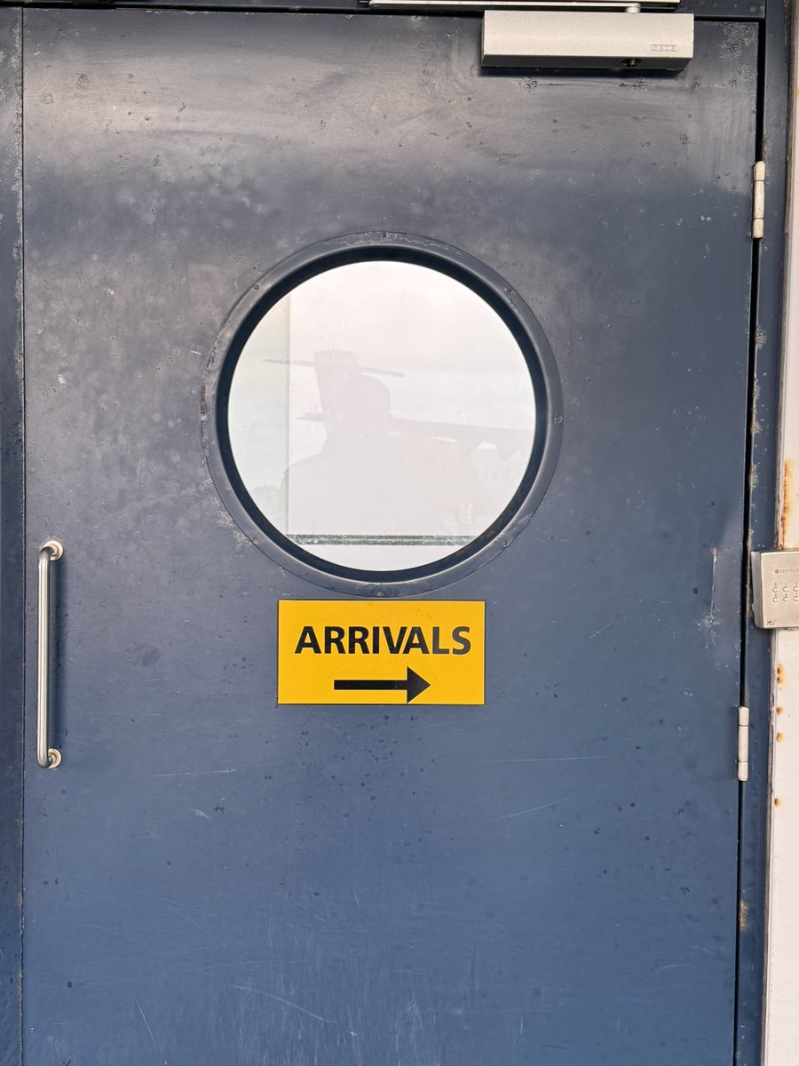 OllieGoddardGsy's tweet image. Arrivals

#AlphabetChallenge #WeekVforVowels