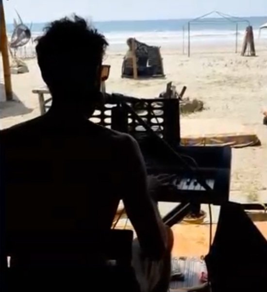 Pneuma
Reach out and beyond
Wake up remember
We are born of one breath, one word
We are all one spark, eyes full of wonder