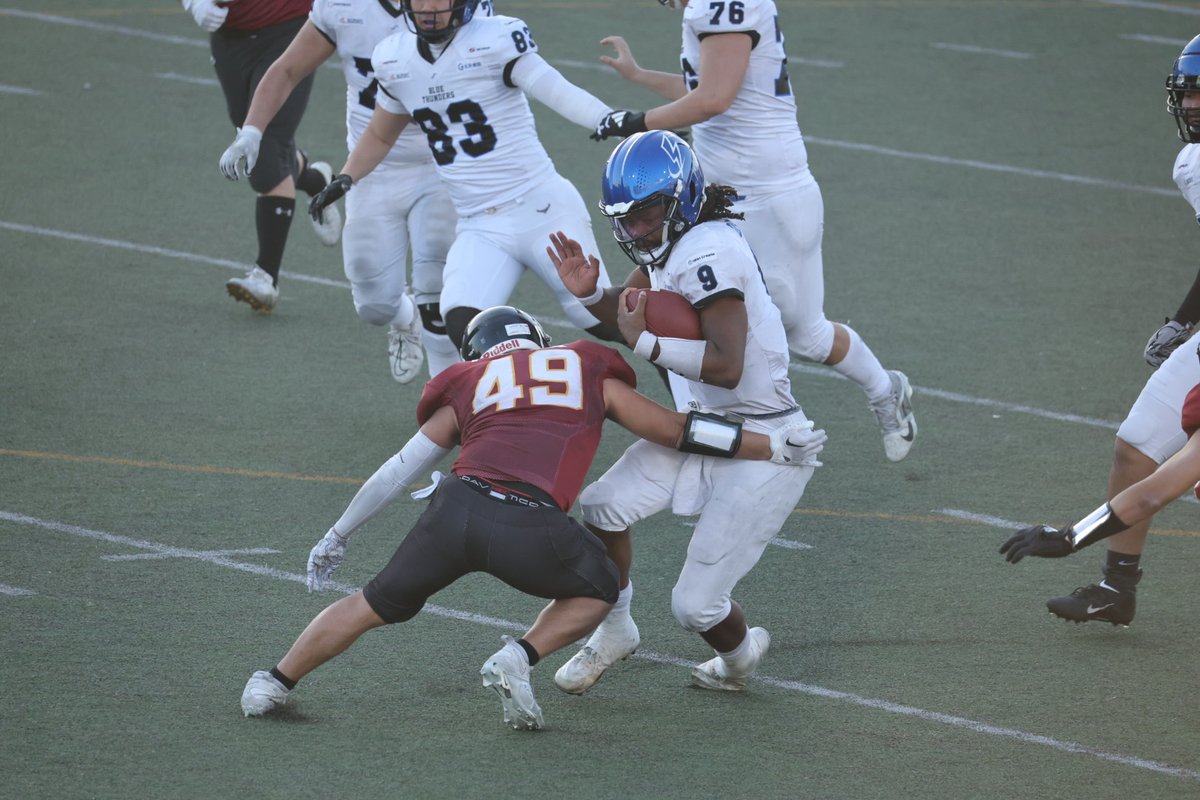 TokyoAncanale's tweet photo. 🏈2025 X1 AREA 秋季リーグ戦 第6節
#BLUETHUNDERS 24 - 34 #ClubTRIAX調布
#Xリーグ
#アメフト
撮影日:2025.11.30
於富士通スタジアム川崎 https://t.co/gPbss0afEr