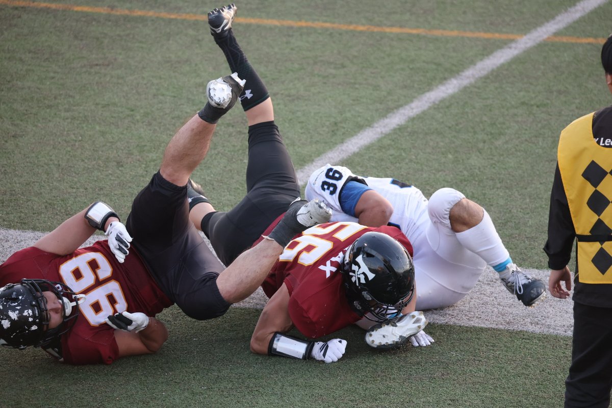 TokyoAncanale's tweet photo. 🏈2025 X1 AREA 秋季リーグ戦 第6節
#BLUETHUNDERS 24 - 34 #ClubTRIAX調布
#Xリーグ
#アメフト
撮影日:2025.11.30
於富士通スタジアム川崎 https://t.co/gPbss0afEr