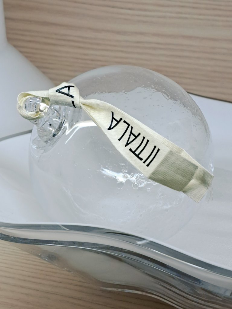 イッタラ #iittala @アトレ恵比寿 オーナメントボール 2025 バブル