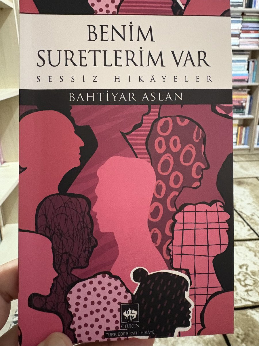 Okudukça kendimi şanslı hissettim. Türkçenin ne kadar güzel bir dil olduğunu ispatlayan müstesna bir kitap. Bütün suretleri güzel.
