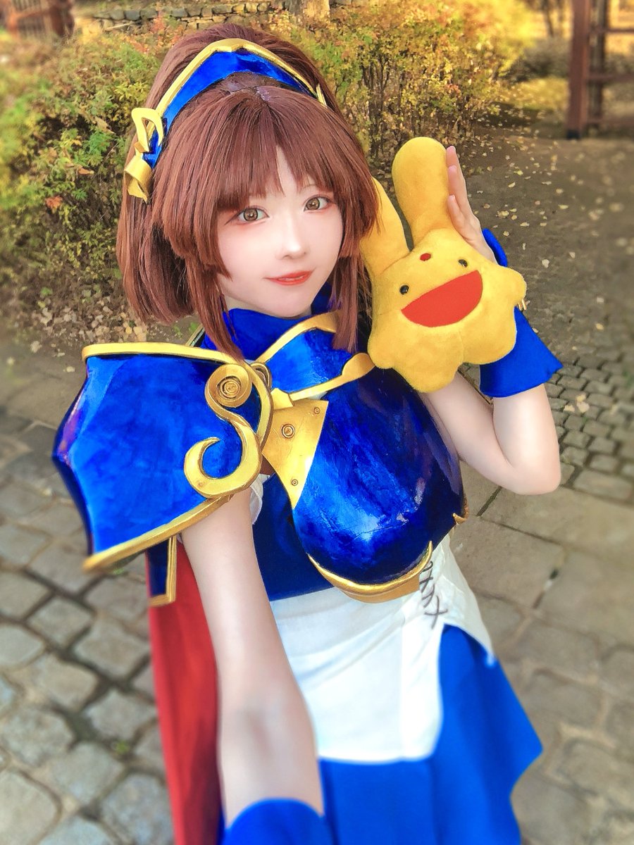 cos よ〜んアルルさん🎪 今日外寒くなくてよかったー！🙌