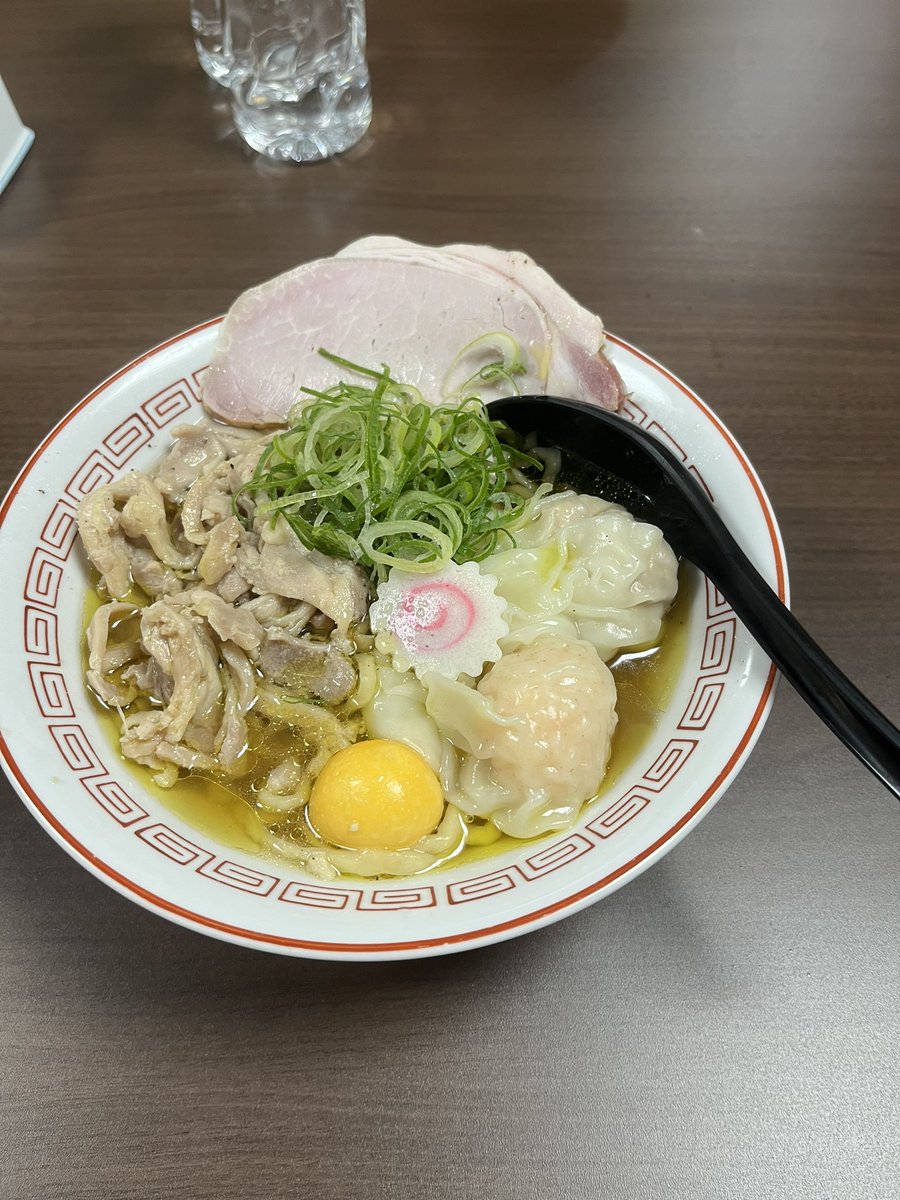 ステゴロ山形編お越しいただきありがとうございました！今年最後のステゴロは盛り上がり方いかつかったです！山形は飯と客が最高！

#ステゴロ山形編