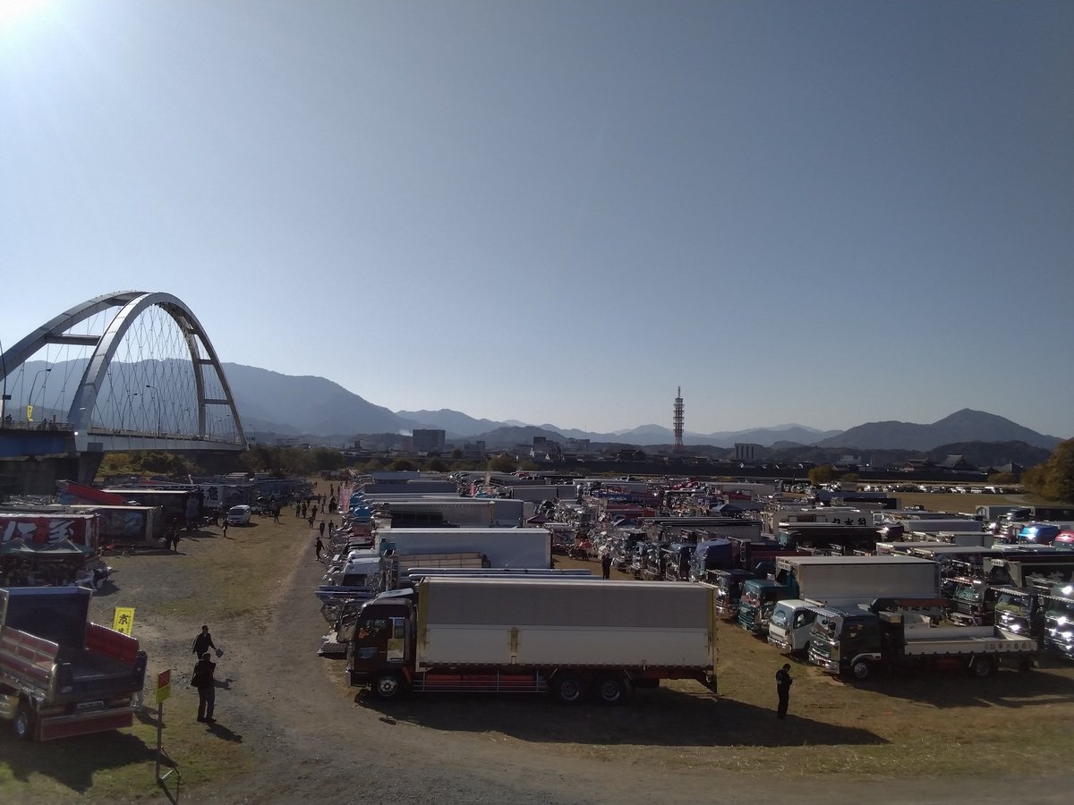 朝５時出発、２０時帰宅、滞在２時間の弾丸ドライブでした!
刺激になった!
#フロントライン
#京美一座