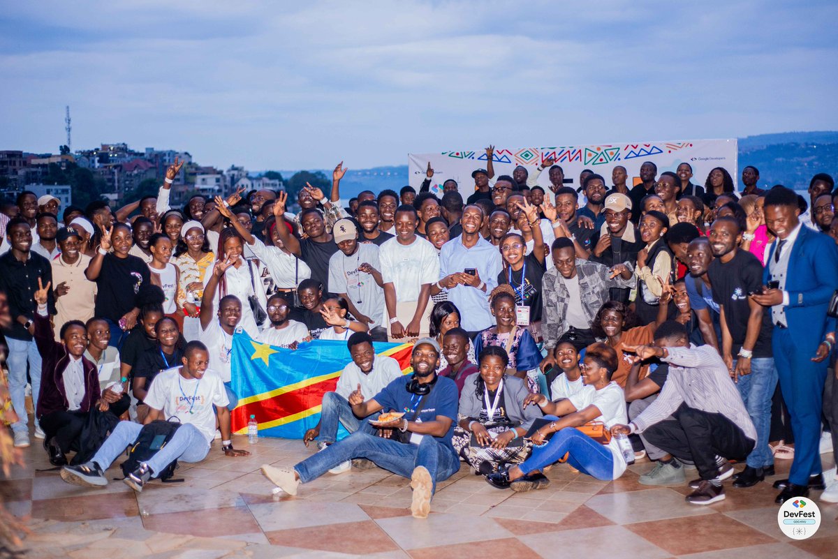 MatengoJean1007's tweet photo. C'était un grand plaisir de participer au grand événement des passionnés de la Tech du Kivu 
Encore un grand merci à toute l'équipe organisatrice, les sponsors ainsi que tous les participants
@gdgkivi @gdgocucbukavu #DevFestKivu2025 #wikisuite #drcmind https://t.co/uVSDa0CCdE
