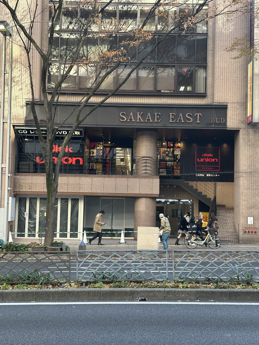 RBC73_HDR's tweet photo. 👀 https://t.co/Xr61ftSGUR