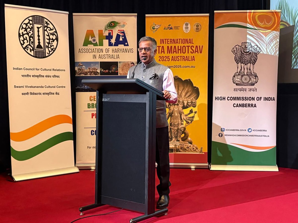 BekaDvali1's tweet photo. Honored to be acknowledged by Indian High Commissioner to #Australia H.E. Mr. Gopal Baglay &amp; by Association of Harryanvis (AHA) in #Australia during  International Gita Mahotsav 2025 in #Canberra. https://t.co/Yft1NU19tZ