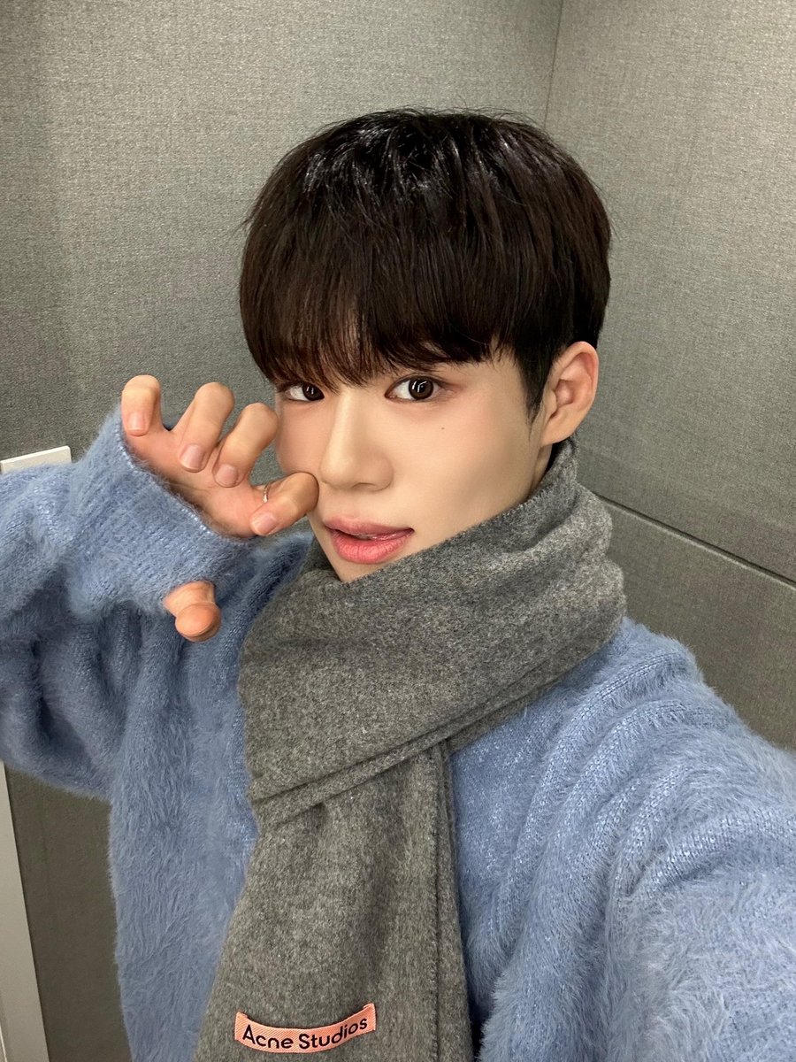 thewind_twt's tweet photo. [#김희수] 겨울이다아~⛄️🏂 https://t.co/iPxOEIUbkq