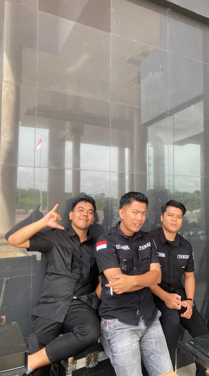 edhooos's tweet photo. 🥷 https://t.co/oW0D7b30aG