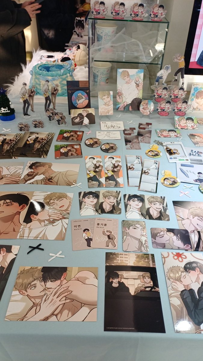 ju1ne48's tweet image. 연이 생일파티 왔어요🥹
너무 예쁘게 꾸며놓으시고 정성 가득 선물 꾸러미 받아 갑니다 여기가 천국??
#홍실퀘스트 #RedThreadQuest #LEEYEON_1202