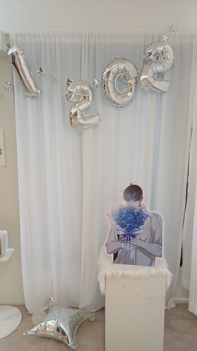 ju1ne48's tweet image. 연이 생일파티 왔어요🥹
너무 예쁘게 꾸며놓으시고 정성 가득 선물 꾸러미 받아 갑니다 여기가 천국??
#홍실퀘스트 #RedThreadQuest #LEEYEON_1202