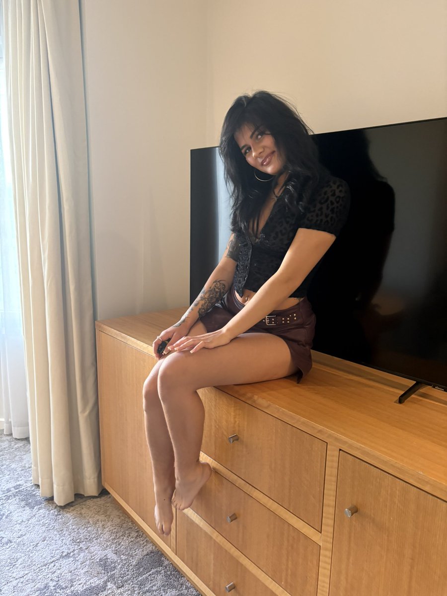 Mistress 🍎 Mya tweet media