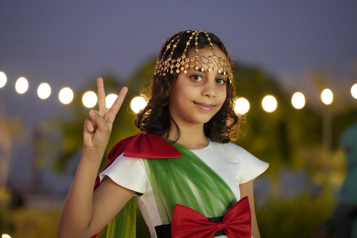 تستضيف واجهة الخور المائية بإمارة أم القيوين احتفالات عيد الاتحاد الـ54 لدولة الإمارات العربية المتحدة، وسط حضور جماهيري واسع من العائلات والزوّار.

وتستمر فعاليات عيد الاتحاد الـ54 من 29 نوفمبر 2025 حتى يوم 2 ديسمبر 2025 من الساعة 4:00 عصرًا ولغاية 10:00 مساءً.