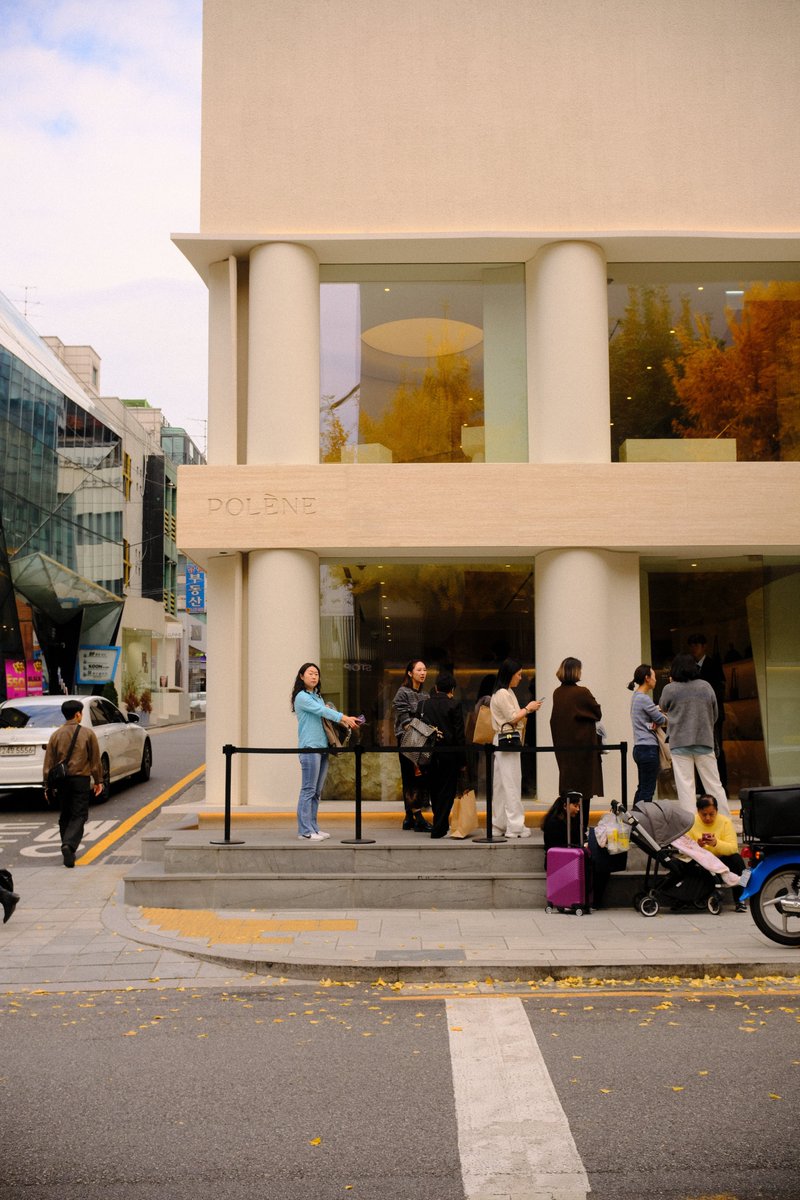 web3stu's tweet image. autumn days in the city.

gseoul 🍁