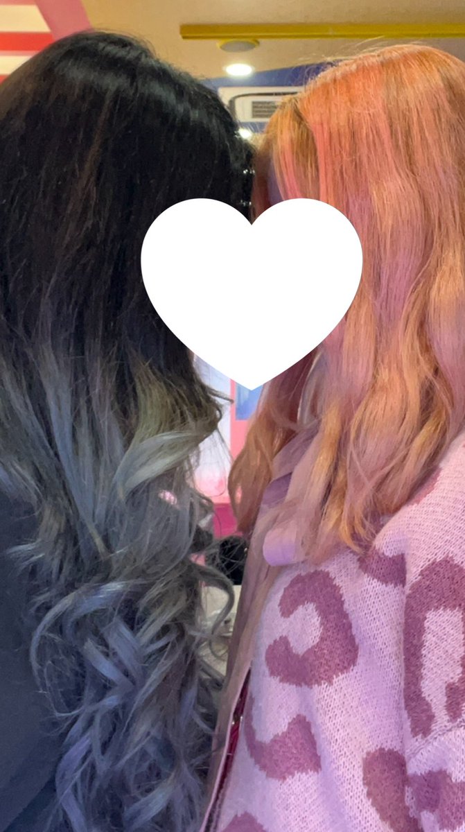 sktymO2I7's tweet image. 平成一桁ガチババア姉妹🩵🩷