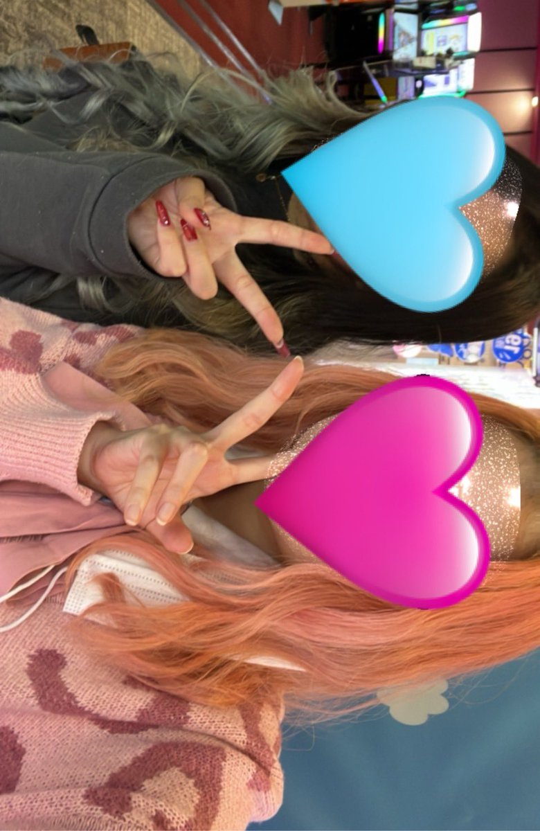 sktymO2I7's tweet image. 平成一桁ガチババア姉妹🩵🩷