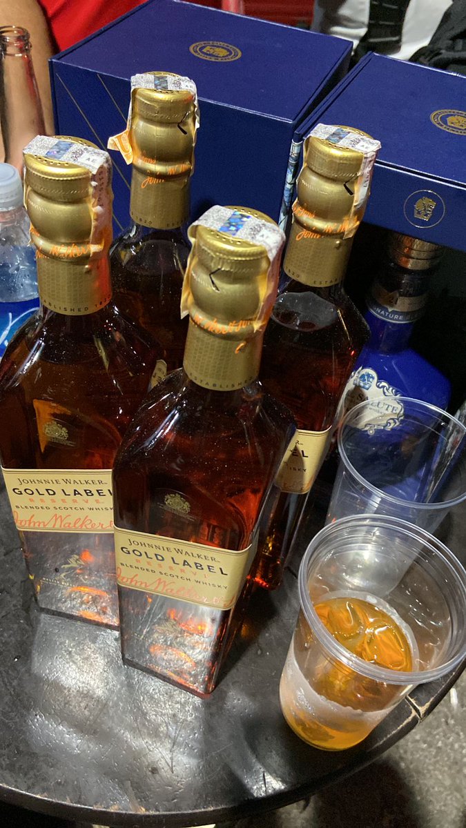 Matheusvid16164's tweet photo. Deu a lógica ♥️🖤🥳🥃 https://t.co/2iEtkdDLVo