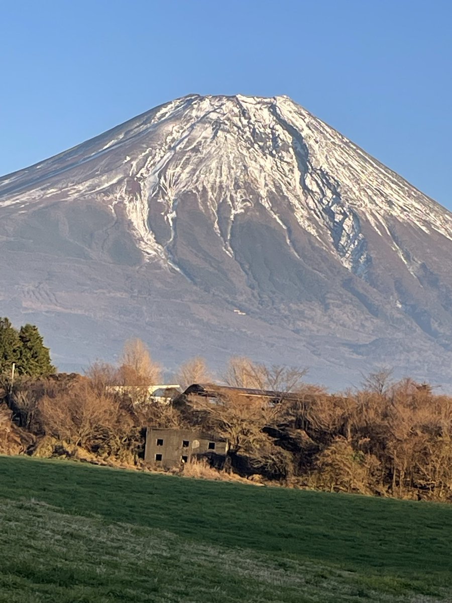 Kei58t's tweet photo. 今日の富士山🗻 https://t.co/DUG17oSa2R