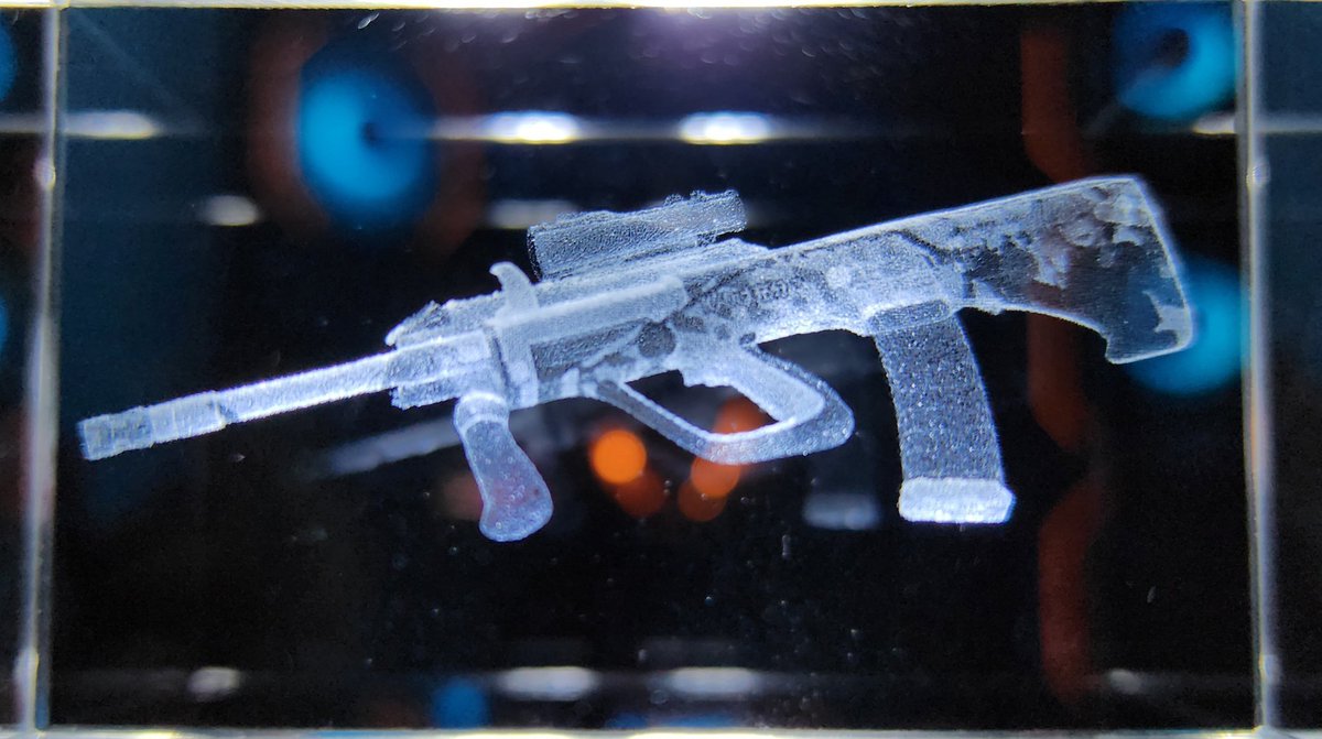 CS2 Black Friday goodies just landed :   
• 3 vertigo posters - 24x11 inches - $25 
• 2 Cobblestone posters - 36x22 inches - $80 
• 3 Astolfo Accept crystals - 5x5x8 cm - $27  

+ shipping separate + bonus counterstrike art with every purchase😉

🔁 for the timeline &lt;3