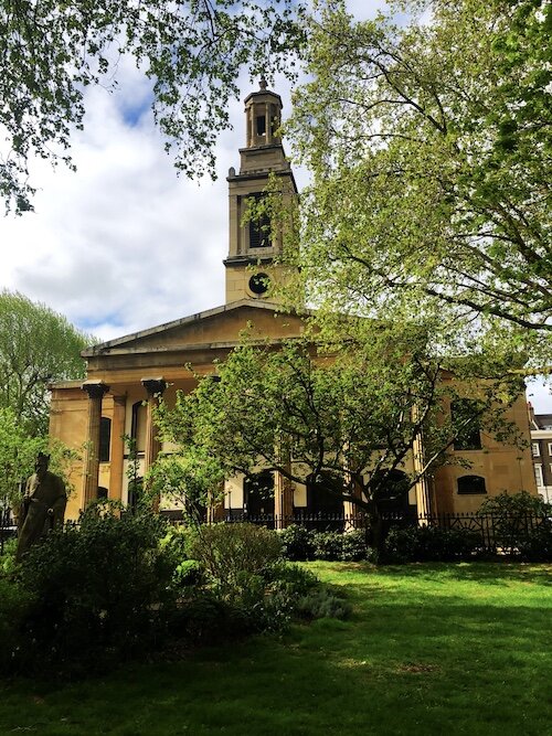 Knowledgepoint's tweet image. Holy Trinity was the magnificent centrepiece to the Trinity Church Square development of the 1820s.
The church is by architect Francis Bedford and dates from 1826.
It is now called the Henry Wood Hall and is used as a rehearsal and recording venue for classical orchestras.