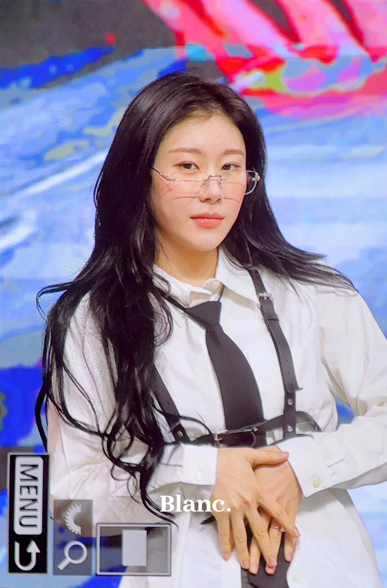 251130 채령이는 왕자야😳😳😳
#ITZY #있지 #CHAERYEONG #채령