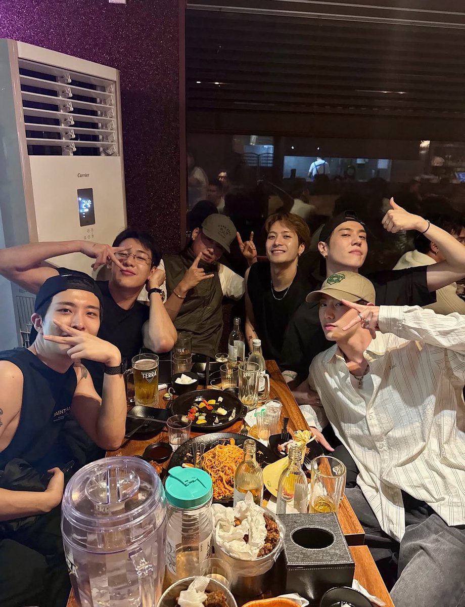 Can I have my family back ASAP 🥹🥺💚