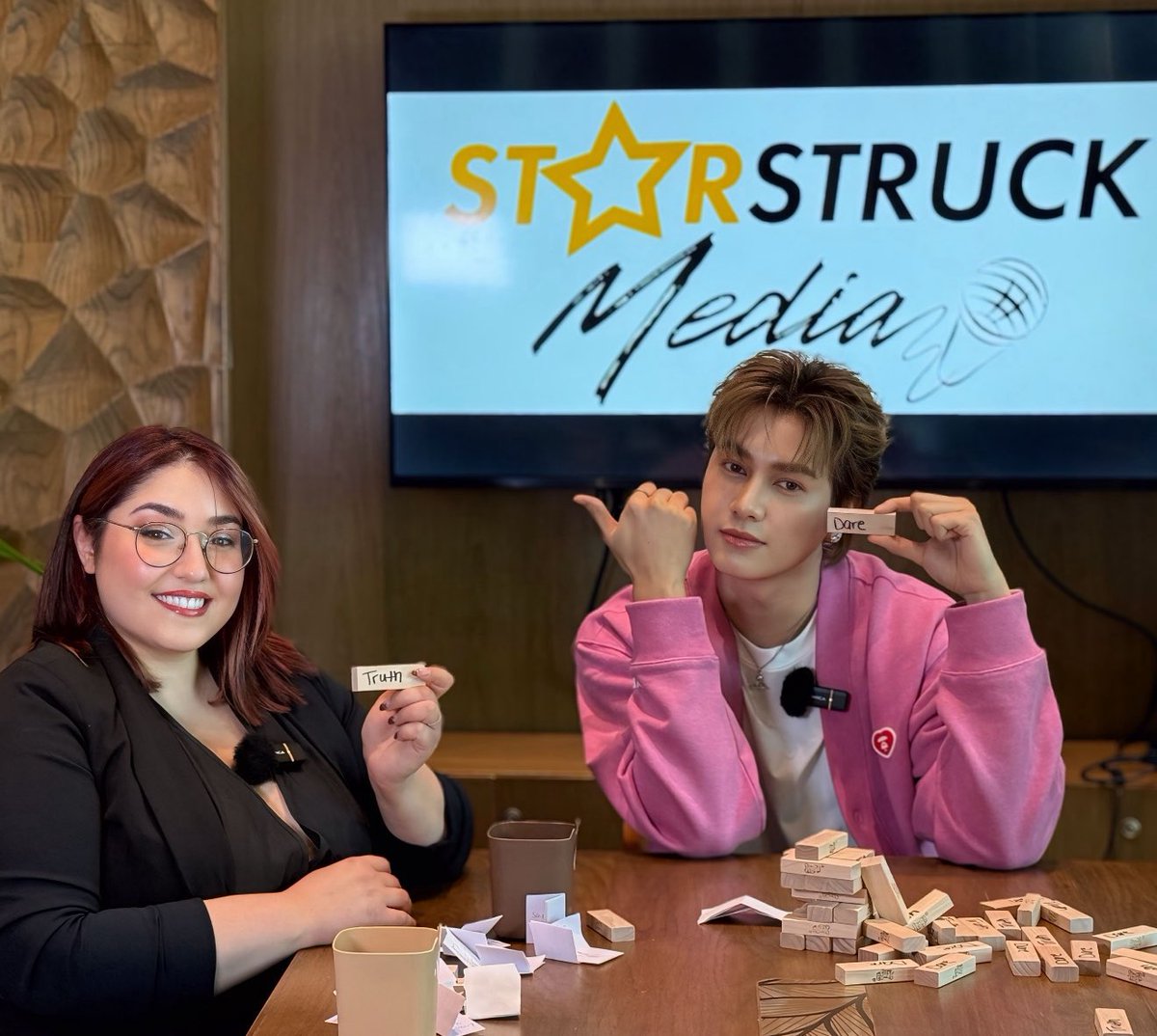 cheiqalovechisa's tweet image. FINALLY  😍😍😍😍.. 
 THANK YOU @smart_csnp  💞💞💞💞💞
&quot; you look so good in pink &quot;  once again thank you so much na ..  💞💞💞💞

#smartchisanupong #smartcsnp #wearesyra