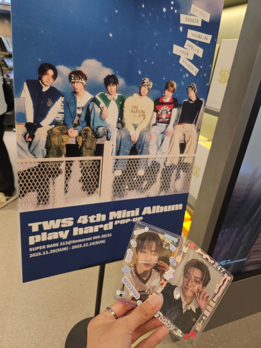 TWS pop up in Singapore! 😍😍 SG 42s love youuuu #TWS #투어스