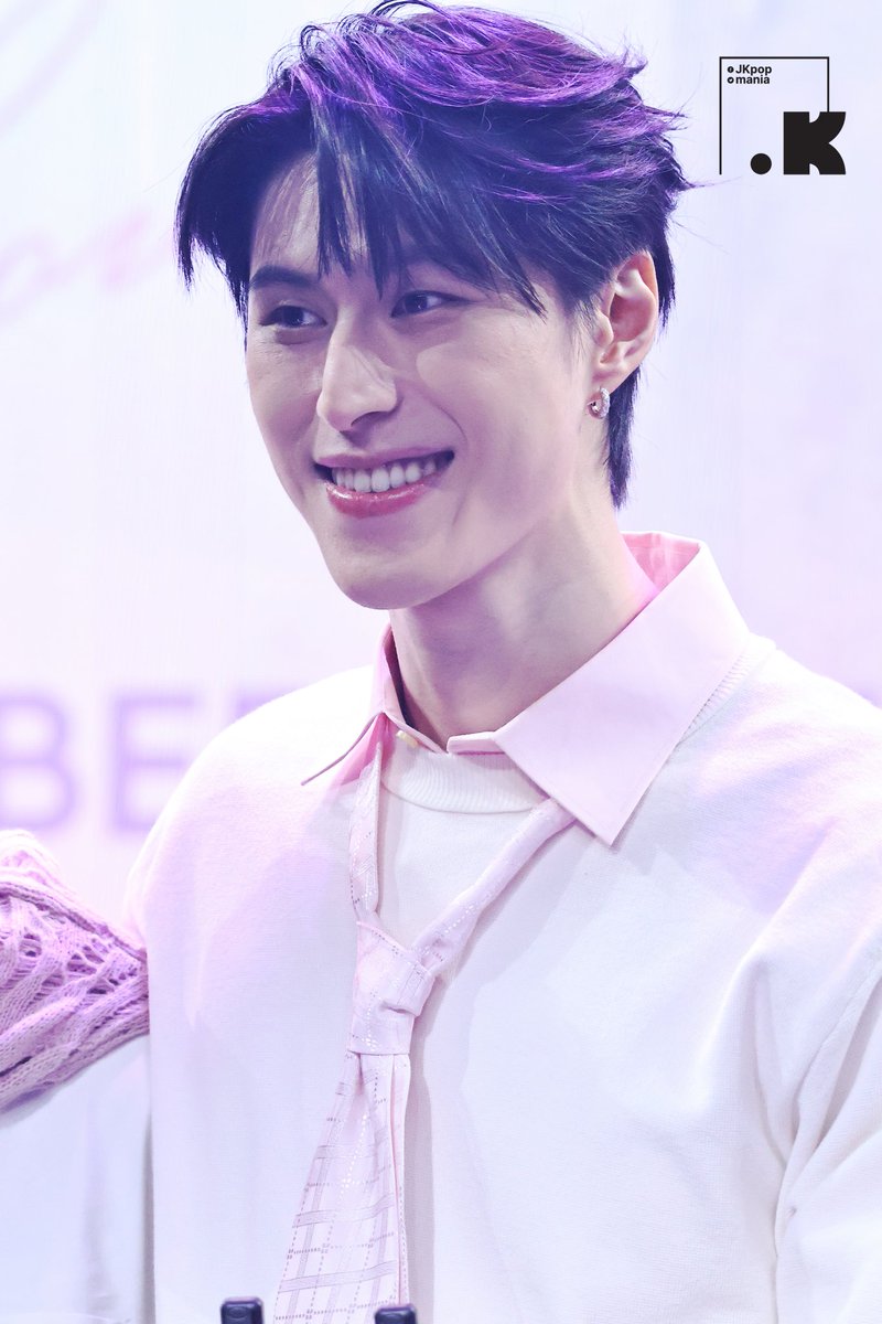 "Chance" ช่วงสัมภาษ์ในงานแถลง
“Chance &amp; Guno ONCE UPON A DREAM 1st Fan Meeting in Bangkok”

#Chance #ChengXi #成晞 
#ChanceXGunoFMinBKK
#SecretLover #最後の約束
#秘密關係SecretLover