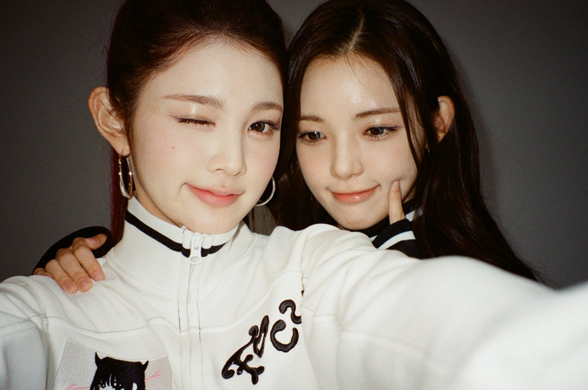 M2MPD's tweet image. 필름카메라로 기록한 11월의 추억📸 12월에도 쭈욱 엠투와 함께해요❣ #11월의엠투 #M2film #SC_ORIGINAL #Hearts2Hearts #하츠투하츠 @Hearts2Hearts