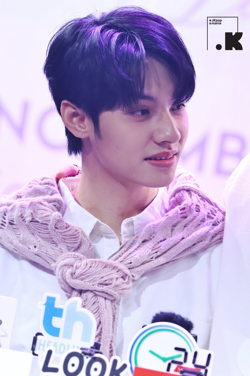 "Guno" ช่วงสัมภาษณ์ในงานแถลง
“Chance &amp; Guno ONCE UPON A DREAM 1st Fan Meeting in Bangkok”

#GUNO #王君豪
#ChanceXGunoFMinBKK
#SecretLover #最後の約束
#秘密關係SecretLover