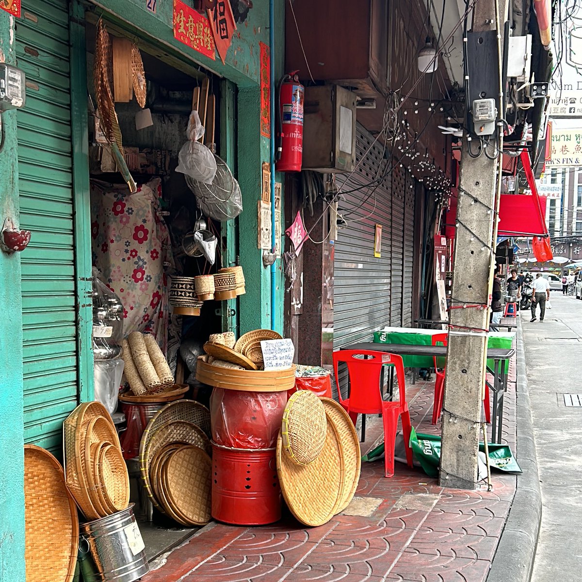 mairuuumaicheee's tweet image. (christmas) color walk 🦆🧣