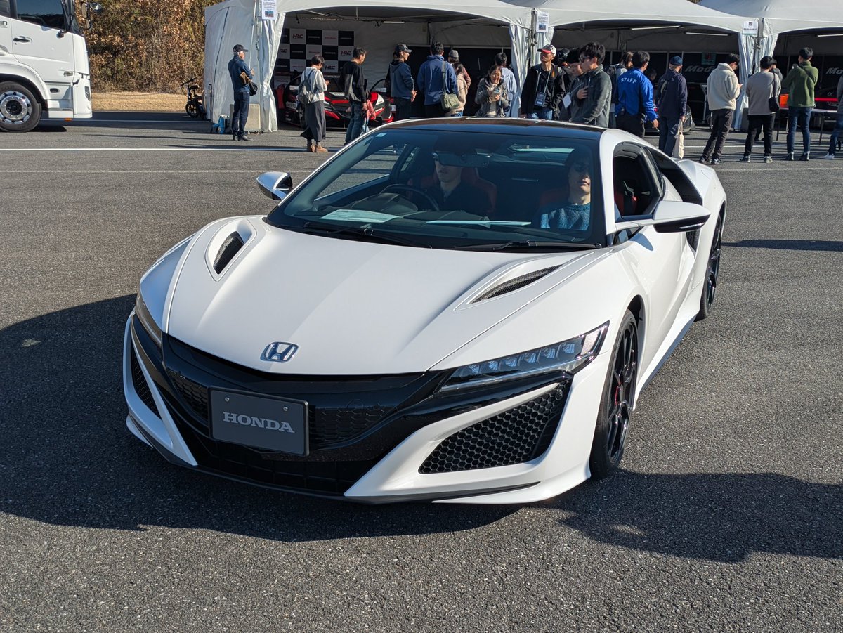 mitsuru173's tweet image. #modulo 
ドライバートークショー
GTカーのデモラン
車輌展示
楽しいイベントでした