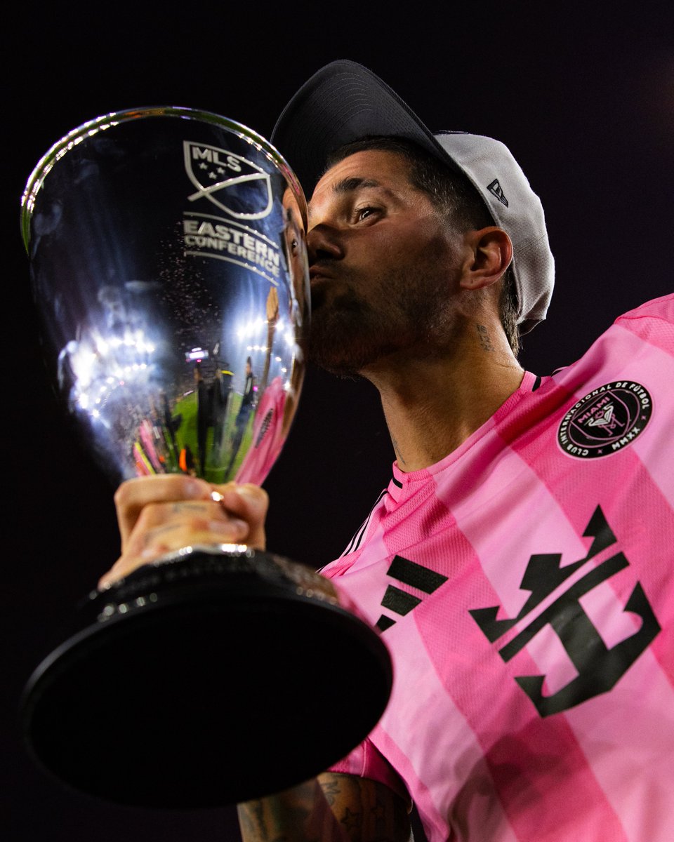 MLS's tweet image. Punched their ticket to the Cup. 🎟️

@InterMiamiCF // Audi MLS Cup Playoffs