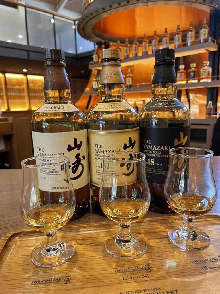 nishiu_'s tweet photo. 山崎ウイスキー🥃 https://t.co/kbo4RHm7w5
