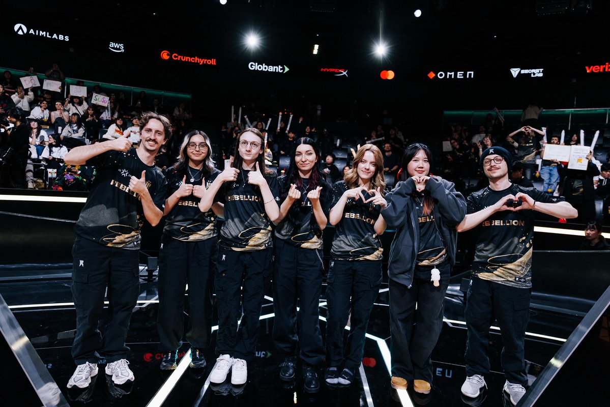 melanji's tweet image. The third one is for Dodonut.