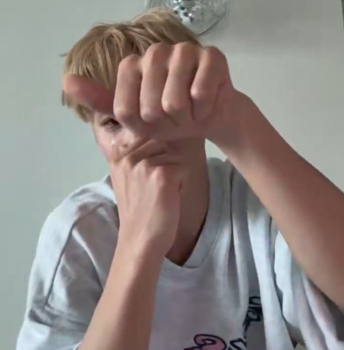 aegiyanolja's tweet image. 울면서도 시즈니 최공 하는거 진짜 정우답고