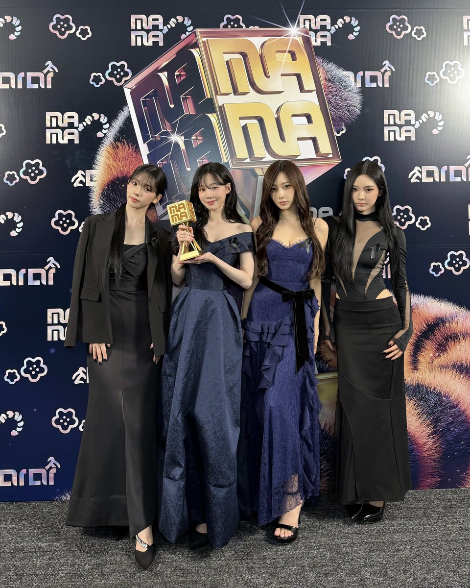 2025 MAMA AWARDS 🏆

#aespa #æspa #에스파
#MAMAAWARDS #2025MAMAAWARDS
#BESTFEMALEGROUP
#BESTDANCEPERFORMANCEFEMALEGROUP 
#BESTCHOREOGRAPHY #FANSCHOICEFEMALE