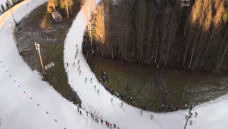 Včerejší biatlon Östersund, Švédsko. Veliký náš sportovní úspěch, ale jinak docela smutný pohled…