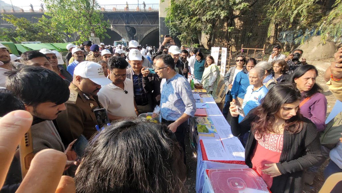 PMCPune's tweet photo. नदी महोत्सव २०२५

विविध उपक्रमांमध्ये नागरिकांनी घेतला सहभाग

शहरातील सर्व अधिकृत माहिती, सरकारी सेवा आणि सार्वजनिक उपक्रमांसाठी PMC CARE ॲप आजच डाउनलोड करा: https://t.co/kvCpZSq1Kg

#NadiMahotsav2025 #SwachhNadiSwachhPune #PARMM #RiverCleanup #mulamuthariver #PuneForRivers https://t.co/aqStg6jyMx