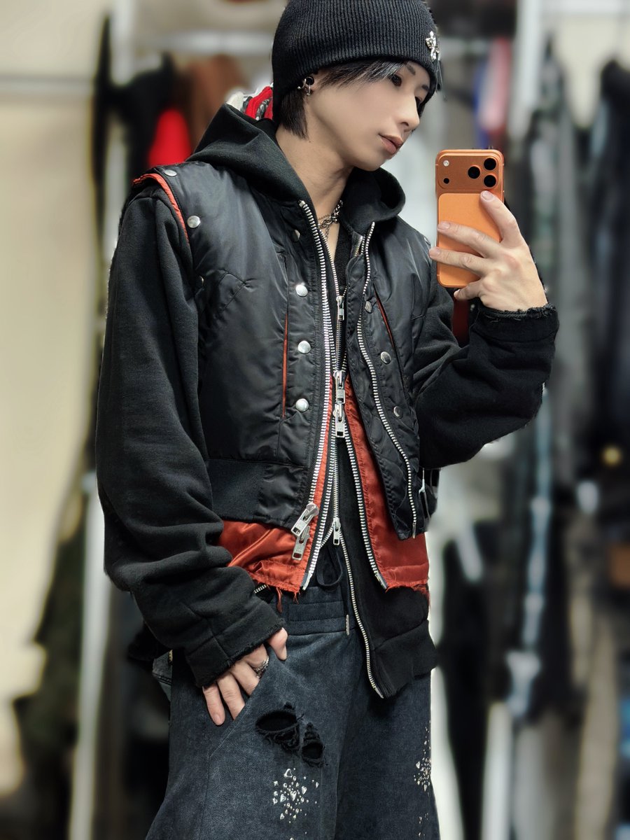 rrsbrt01's tweet photo. こんなかっこいいコーデ他にあるかね?
ビーニー→#SURGERY
MA-1→#GRANCY
パンツ→#neith. https://t.co/eDprpnSqL1
