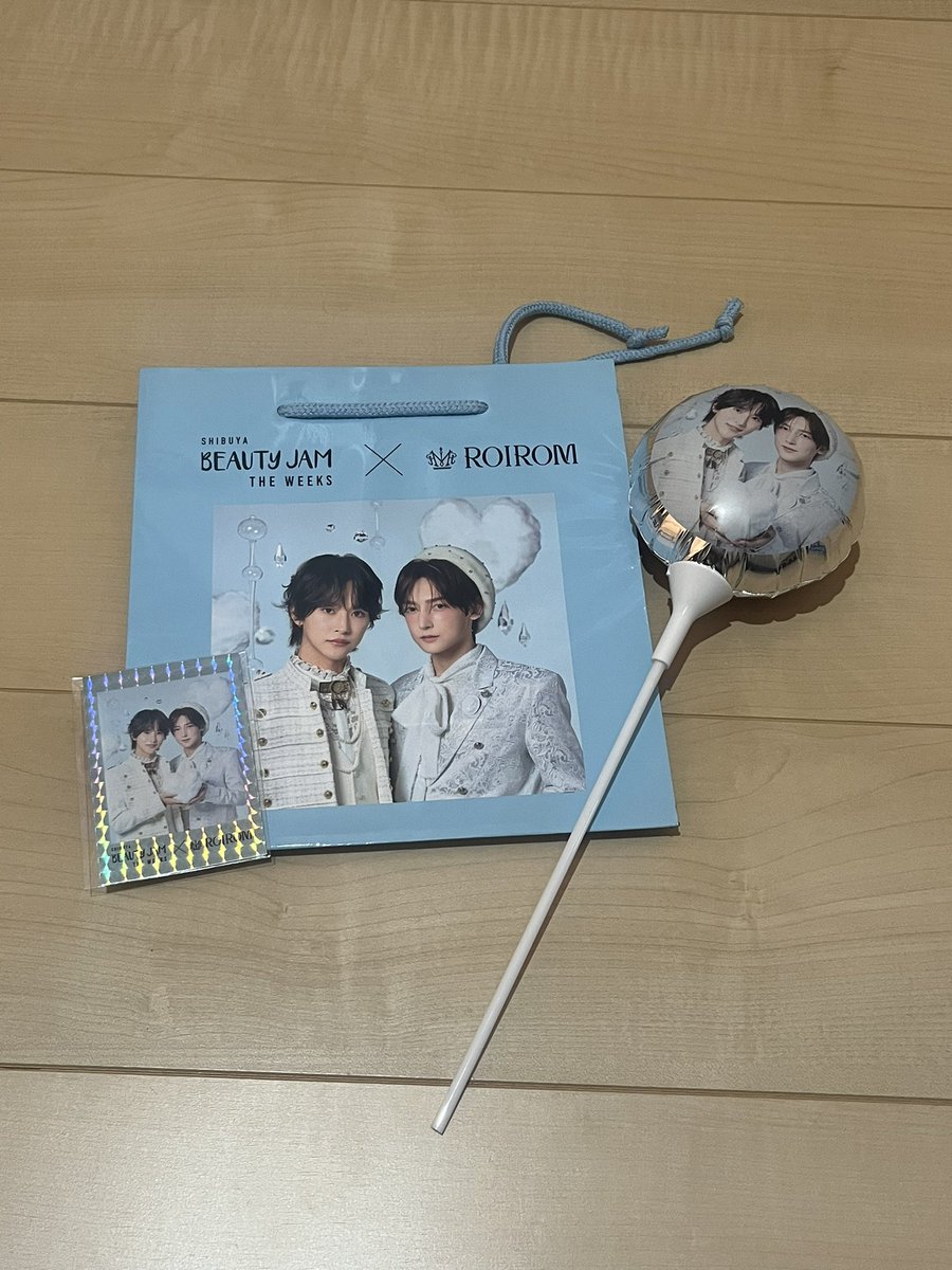 chamcha2cHaRm's tweet photo. 渋谷スクランブルスクエア
サイン見れて、等身大パネルで写真も撮って、コスメも買ってしっかり経済回しcHaRmしてきました💎🍯
過呼吸寸前😇
等身大アクスタのふわふわは復活してました😂
並んでた時にお話ししてくれたcHaRm様、ありがとうございました🫶
#ROIROM #ROIROM本多大夢·浜川路己 https://t.co/AzyFICbPIS