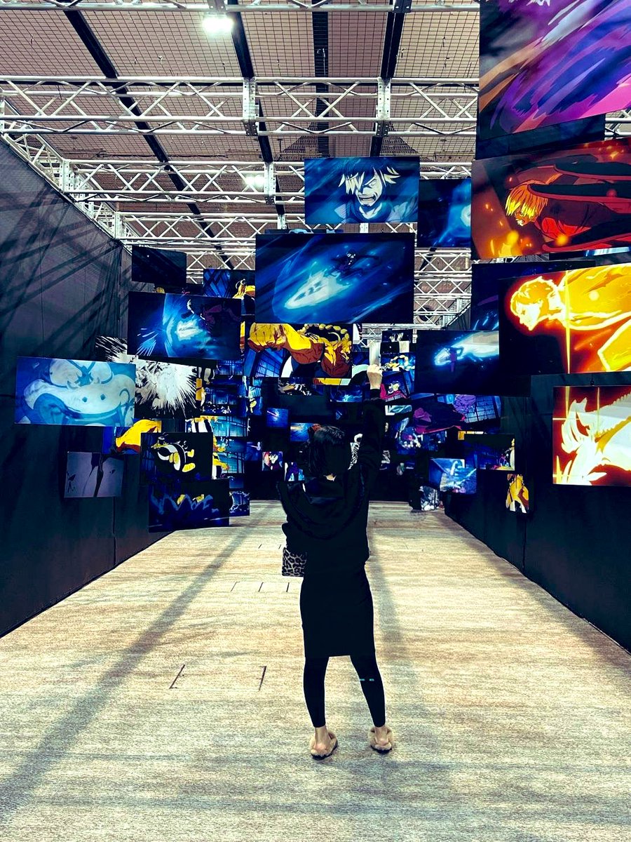 nazoron's tweet photo. ワンピース展ラス日に行って来たー
いい年した大人が大いにはしゃいだ https://t.co/GgeuoTjC5z