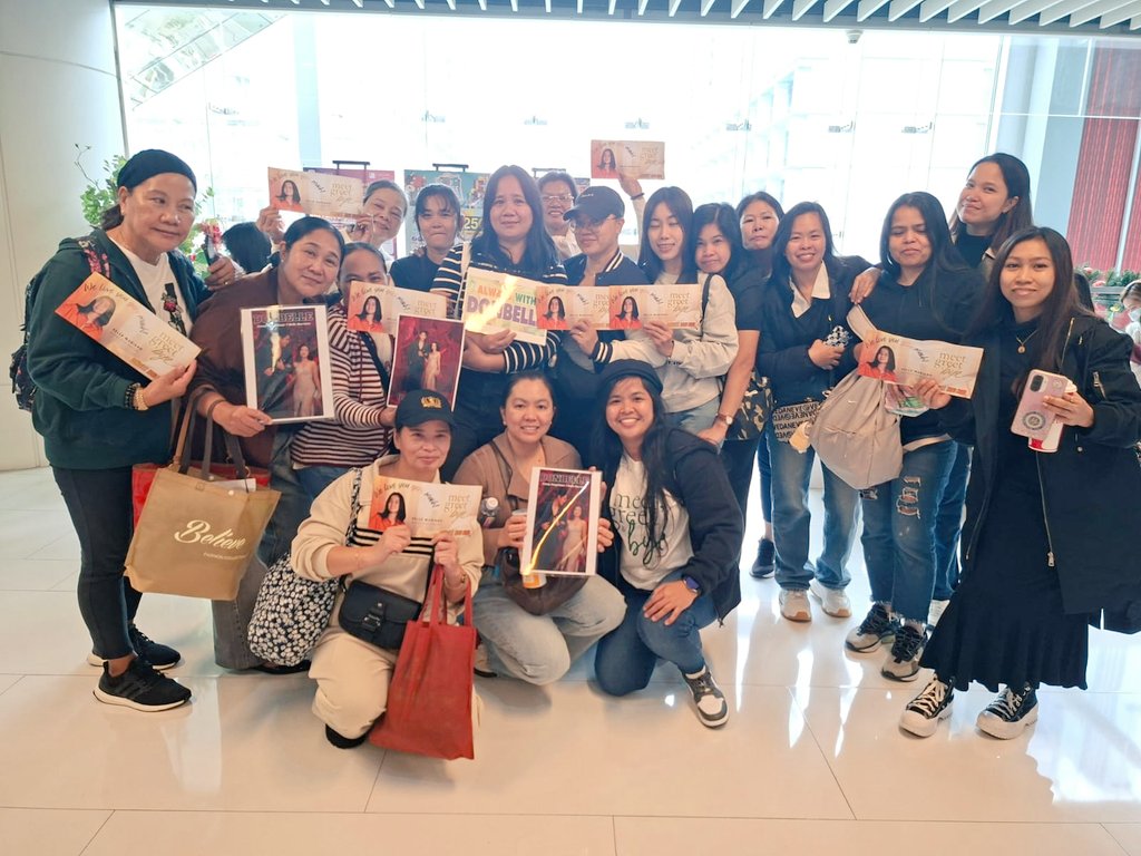 DBTeamHongKong's tweet photo. Nakasabay na din sa Da Facs craze ang mga taga Hong Kong!😍 @StarCinema @bellemariano02

#BelleMariano 
#MeetGreetAndBye 
#BubbliesHK https://t.co/IZRIfAJcwS