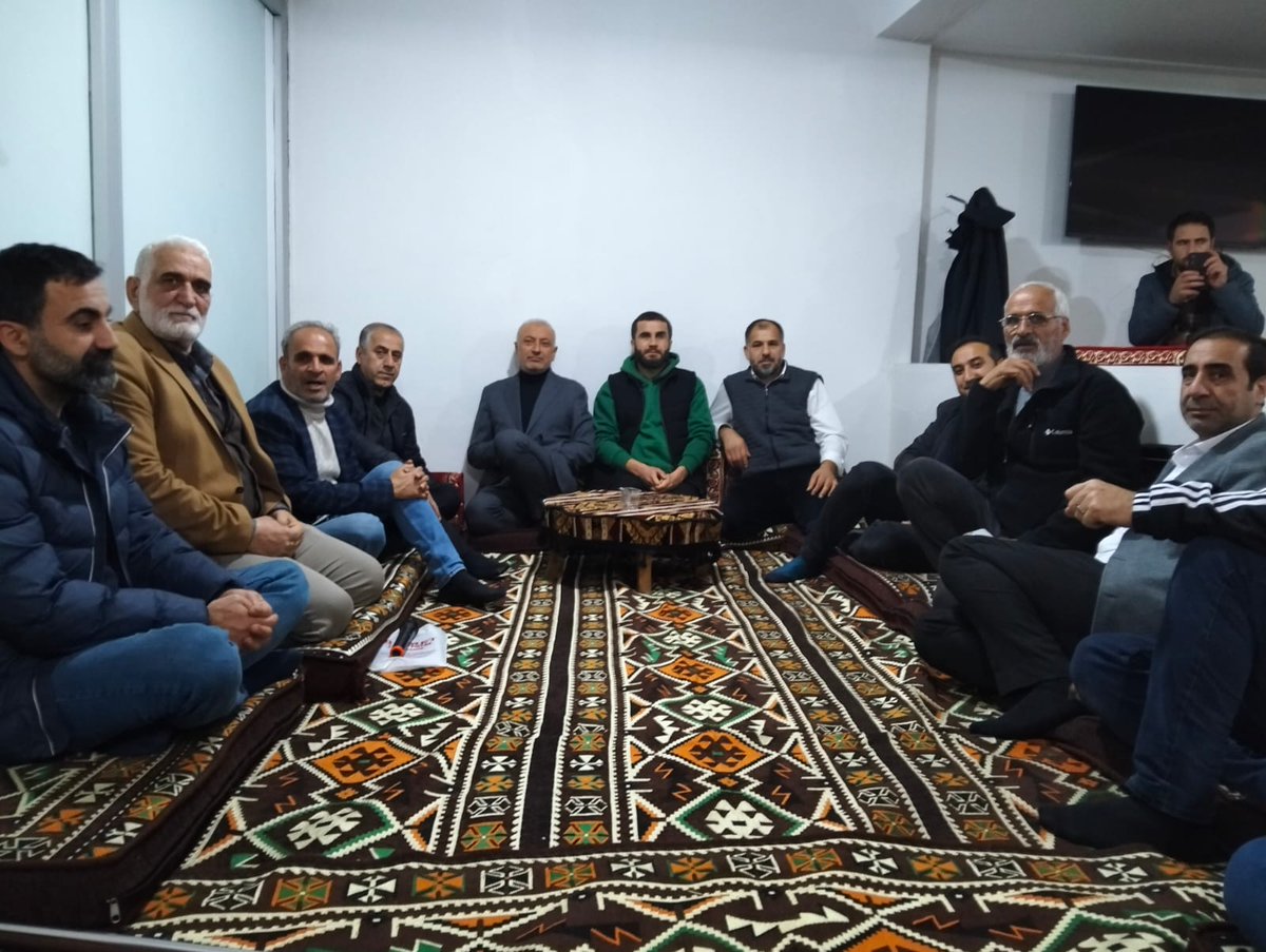 SurkapZikte's tweet photo. Platform Başkanımız ve yönetimimizin teşekkür davetine katılan tüm dostlarımıza teşekkür ederiz.
@12Atalay12 @BinSivilToplum @12BMSD #bigeder @vazenan @SernoDer https://t.co/c5BJX3qOSp